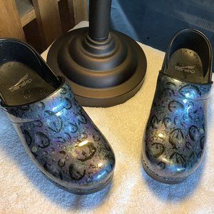 Dansko, Iridescent Color, Size 6/36EURO **Barely Worn**
